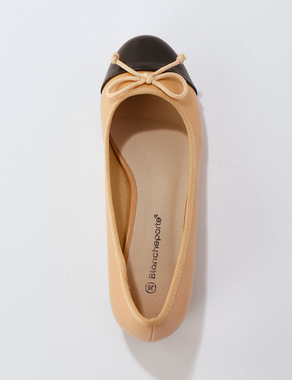 Platte, tweekleurige ballerina's (ecru / zwart) Platte, tweekleurige ballerina's (ecru / zwart)